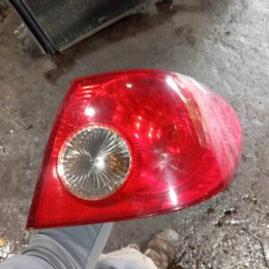 Tail Light Assembly TOYOTA COROLLA Right 03 04 05 06 07 08