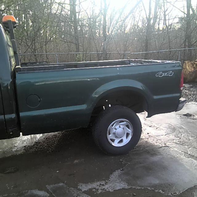 2003 Ford F-250 Super Duty Dark Green Photo 3