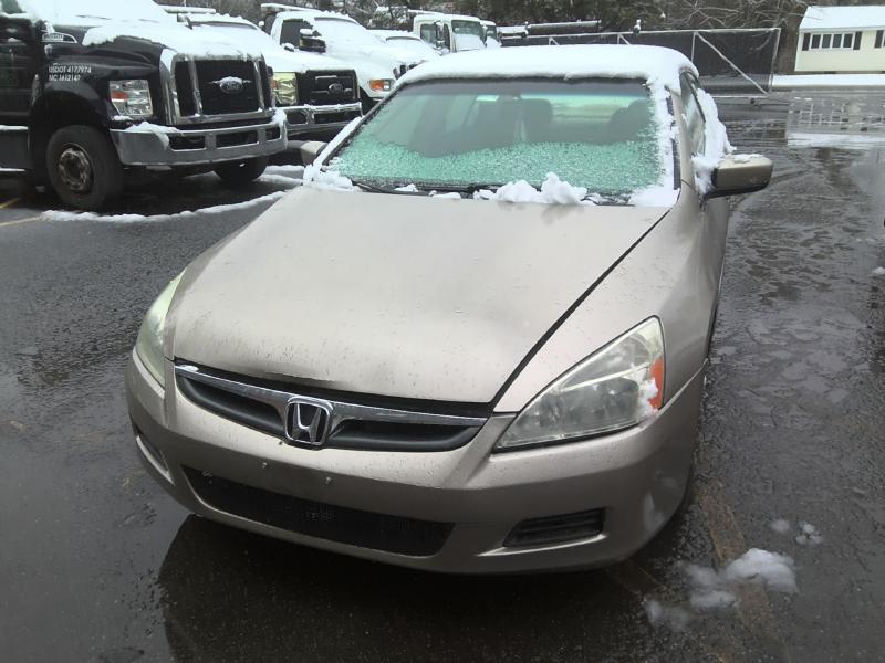 2003 Honda Accord GOLD Photo 11