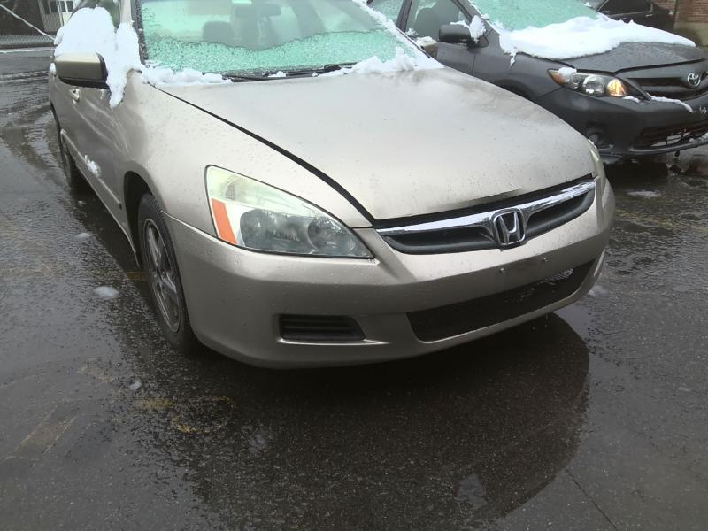 2003 Honda Accord GOLD Photo 14