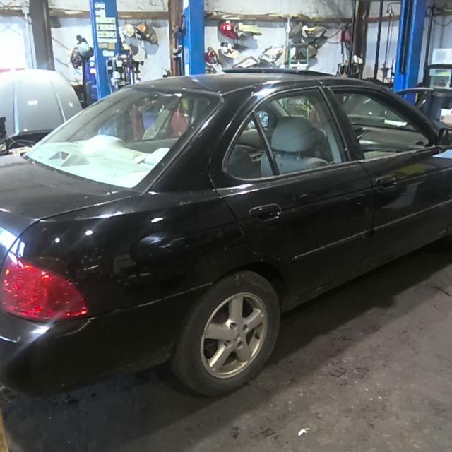 2004 Nissan Sentra BLACK Photo 14