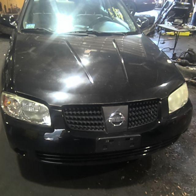 2004 Nissan Sentra BLACK Photo 4