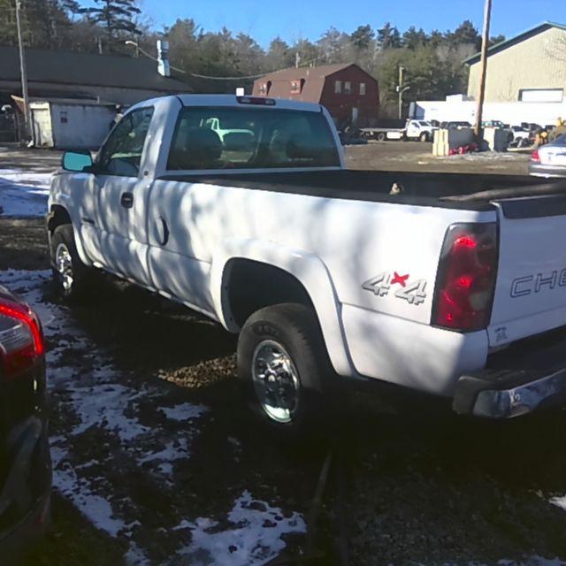 2005 Chevrolet Silverado 2500 WHITE Photo 13