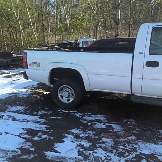 2005 Chevrolet Silverado 2500 WHITE Photo 6