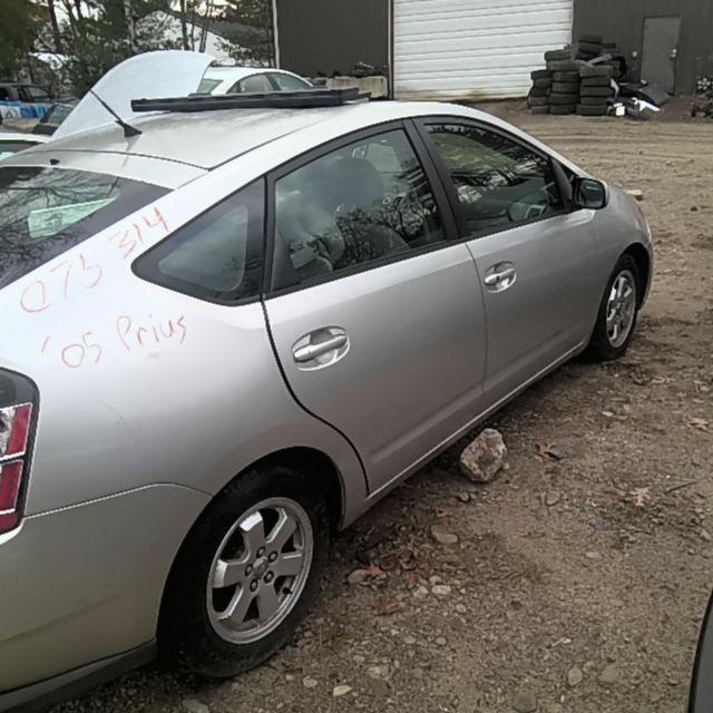 2005 Toyota Prius SILVER Photo 11