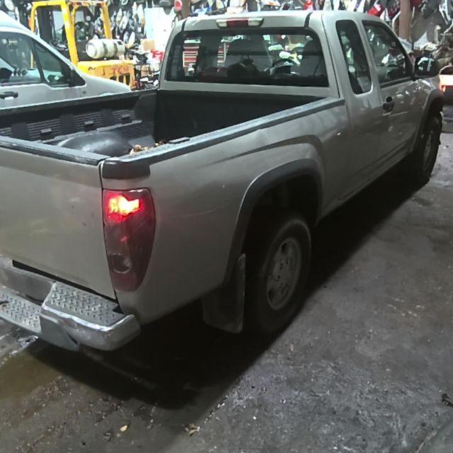 2006 Chevrolet Colorado SILVER Photo 3