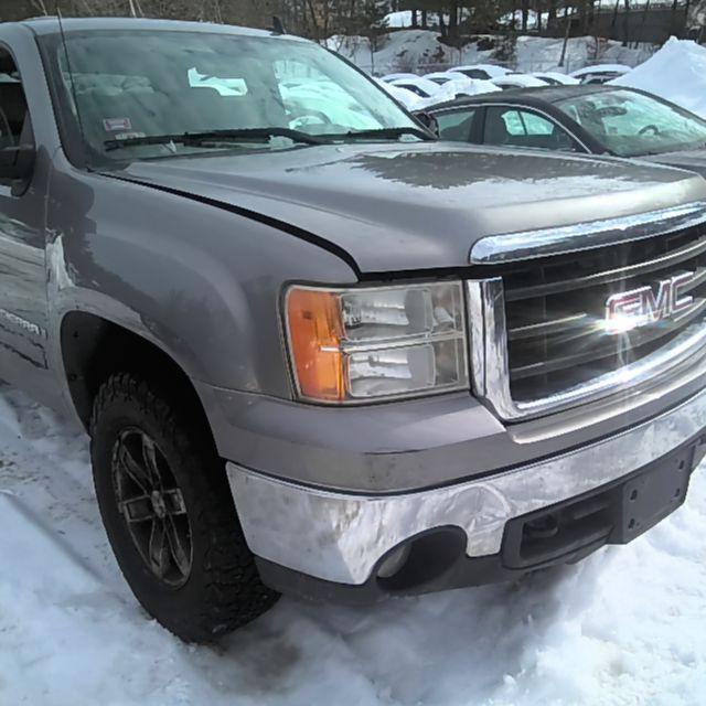 2007 GMC Sierra 1500 Gray Photo 3