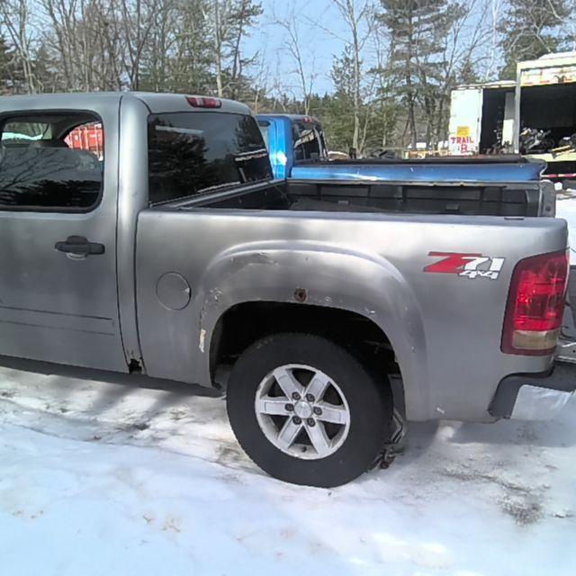 2007 GMC Sierra 1500 Gray Photo 11
