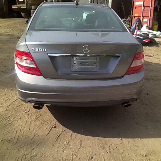 2008 Mercedes-Benz C-Class SILVER Photo 4