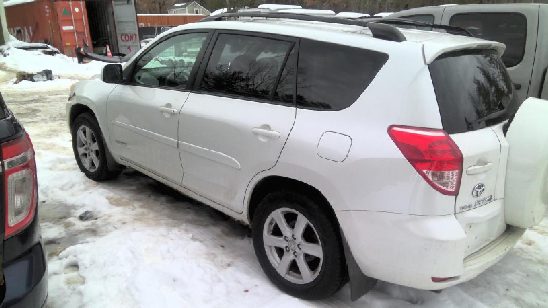 2008 Toyota RAV4 White Photo 4