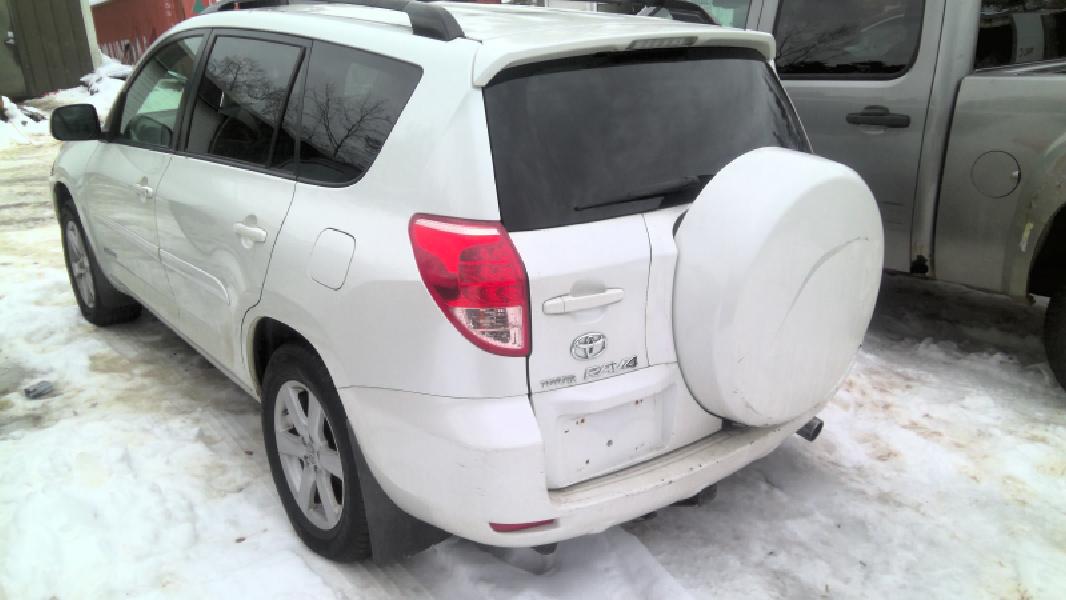 2008 Toyota RAV4 White Photo 5
