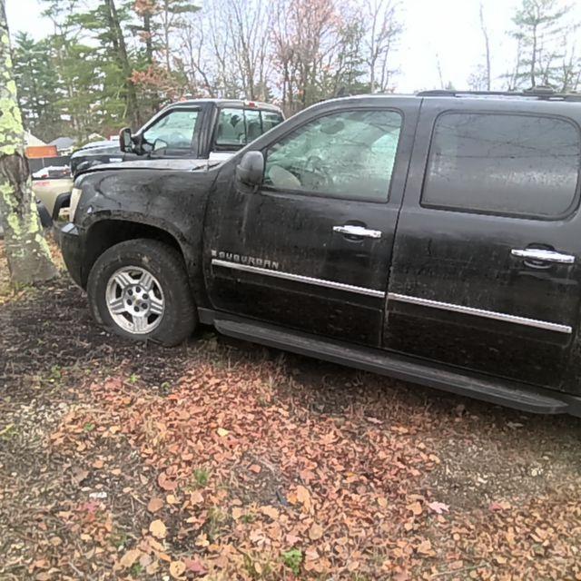 2009 Chevrolet Suburban 1500 BLACK Photo 10