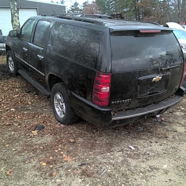 2009 Chevrolet Suburban 1500 BLACK Photo 12