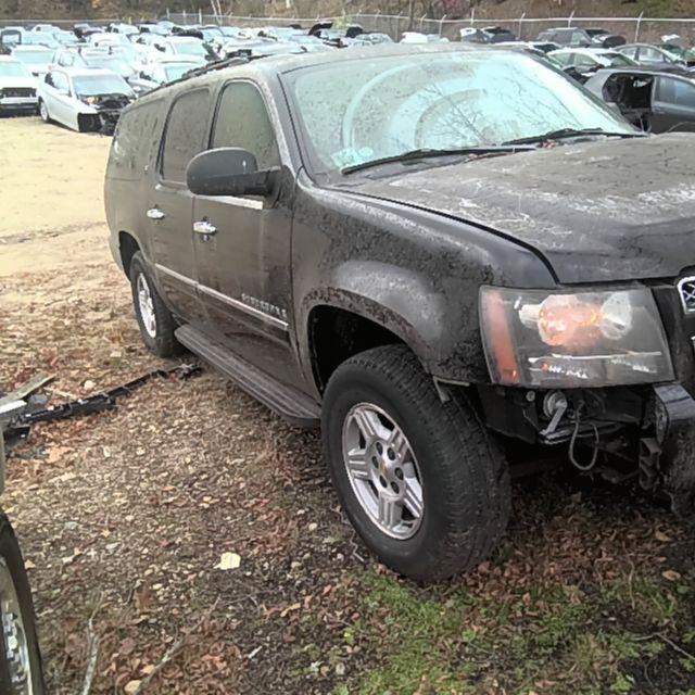 2009 Chevrolet Suburban 1500 BLACK Photo 5