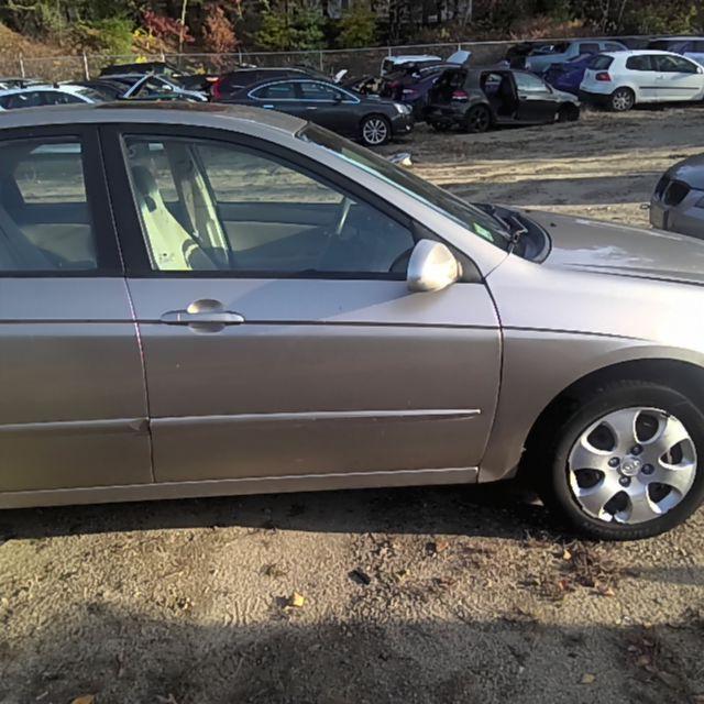 2009 Kia Spectra GOLD Photo 5