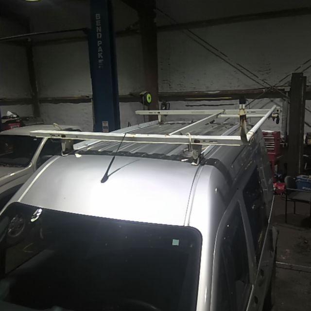 2010 Ford Transit Connect SILVER Photo 13