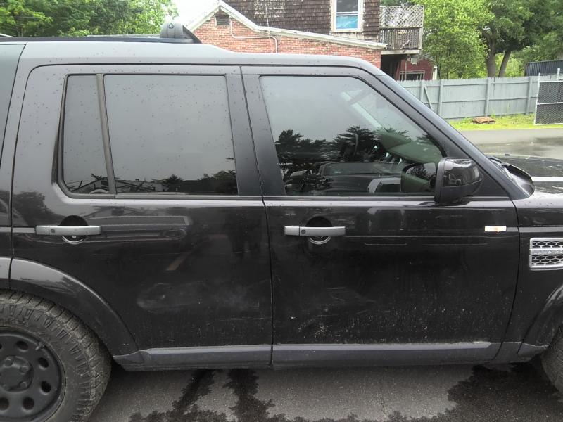 2010 Land Rover LR4 BLACK Photo 2