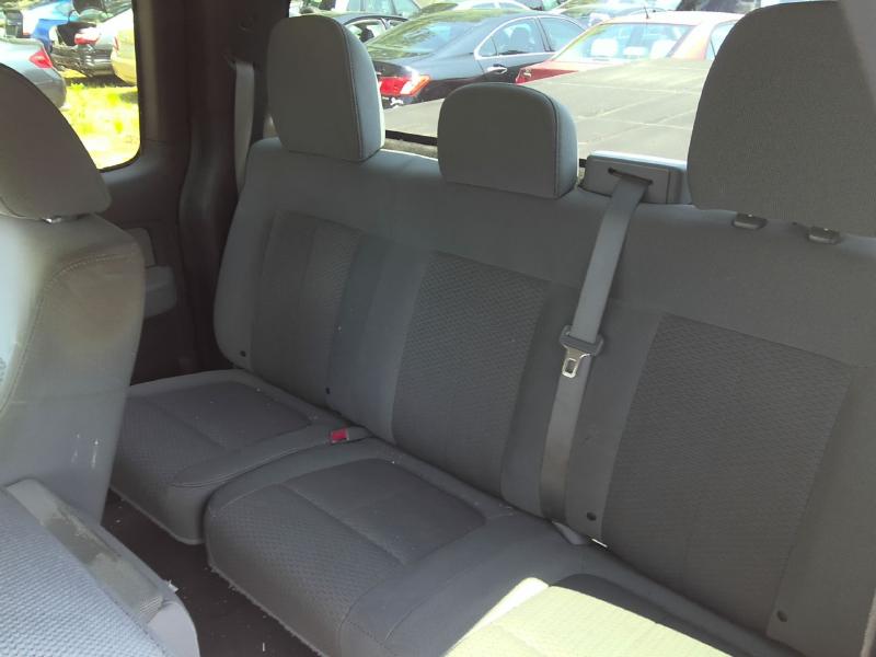 2011 Ford F-150 SILVER Photo 13