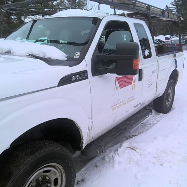 2011 Ford  F-250 Super Duty White Photo 3