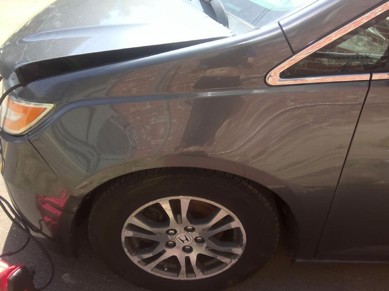 2011 Honda Odyssey MODERN STEEL METALLIC Photo 7