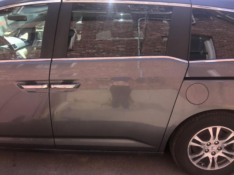 2011 Honda Odyssey MODERN STEEL METALLIC Photo 11