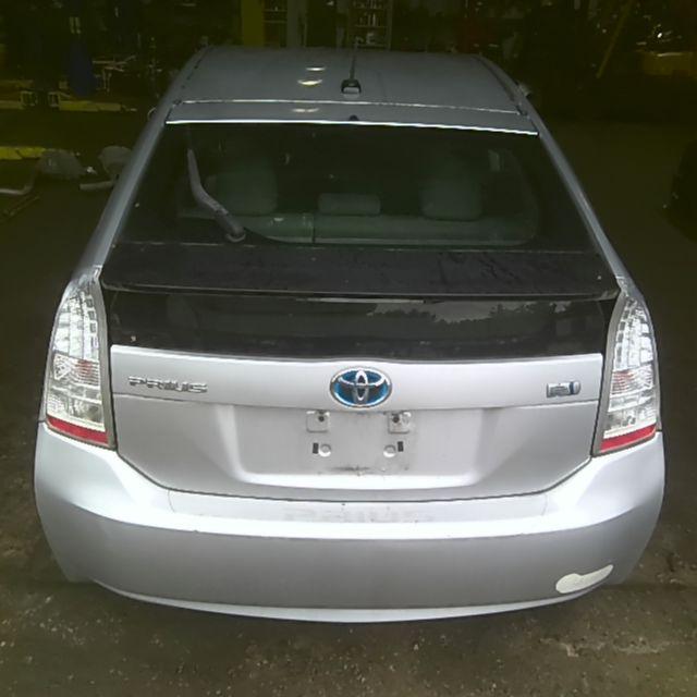 2011 Toyota Prius SILVER Photo 11