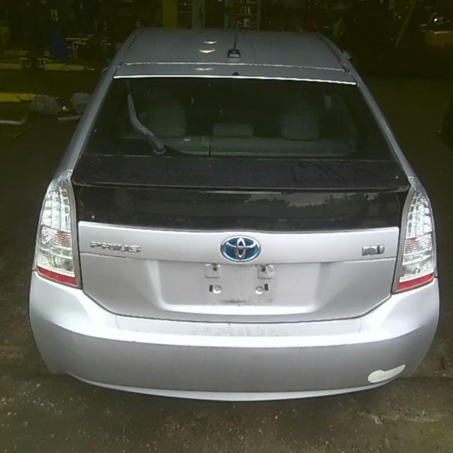 2011 Toyota Prius SILVER Photo 12