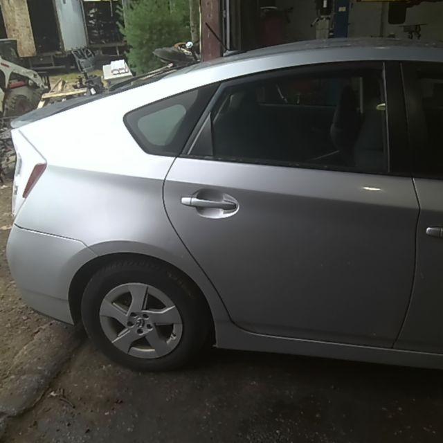 2011 Toyota Prius SILVER Photo 15