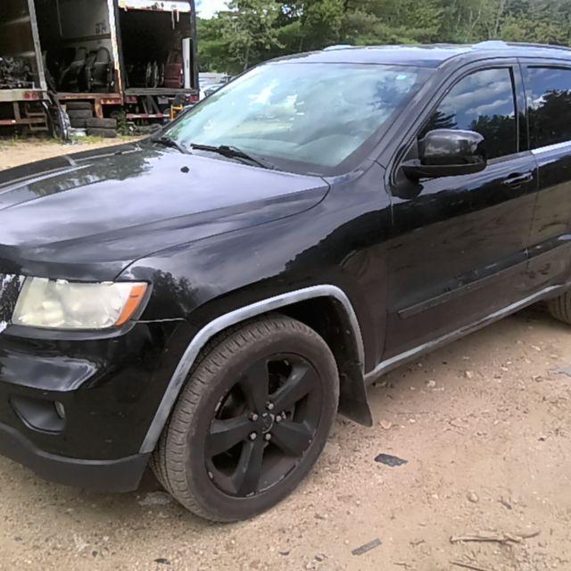 2012 Jeep Grand Cherokee BLACK Photo 2