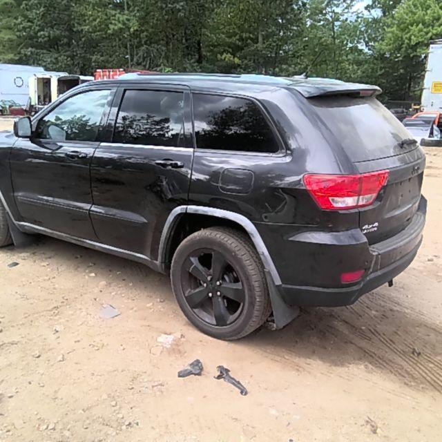 2012 Jeep Grand Cherokee BLACK Photo 6