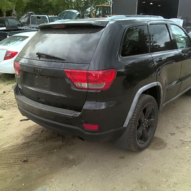 2012 Jeep Grand Cherokee BLACK Photo 9