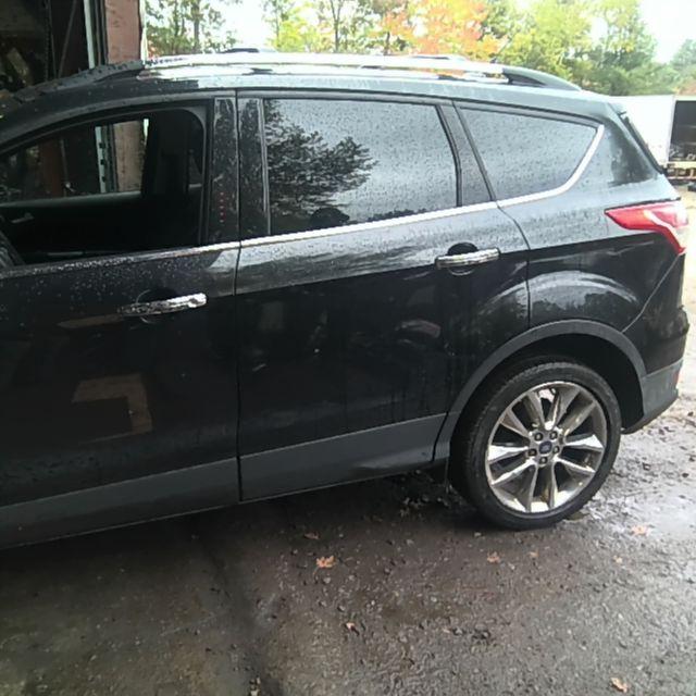 2014 Ford Escape BLACK Photo 5