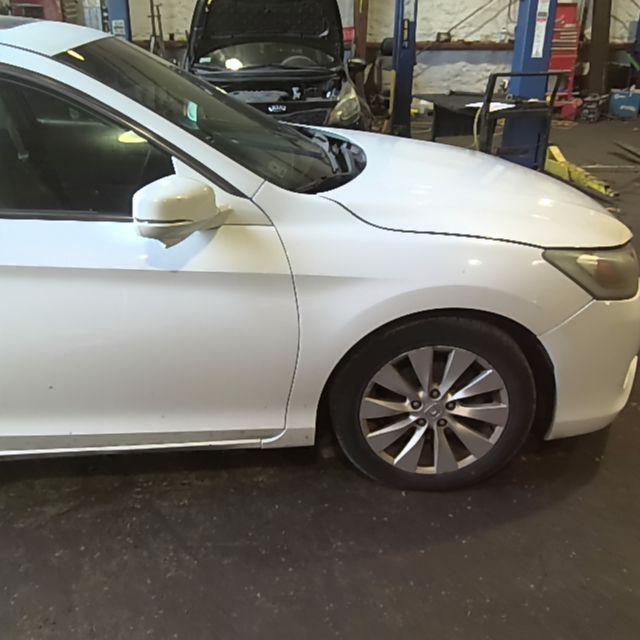 2014 Honda Accord WHITE Photo 12