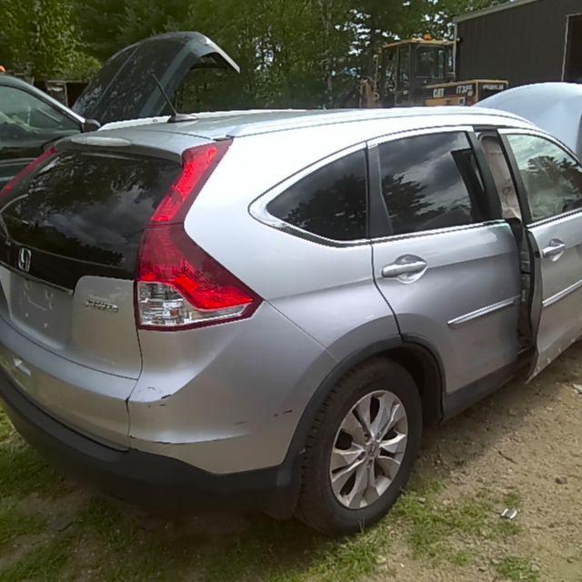 2014 Honda CR-V SILVER Photo 7