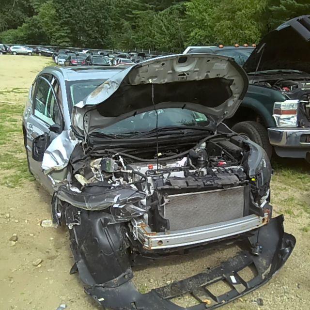 2014 Honda CR-V SILVER Photo 9