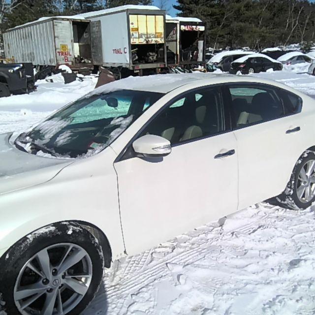 2014 Nissan Altima White Photo 3