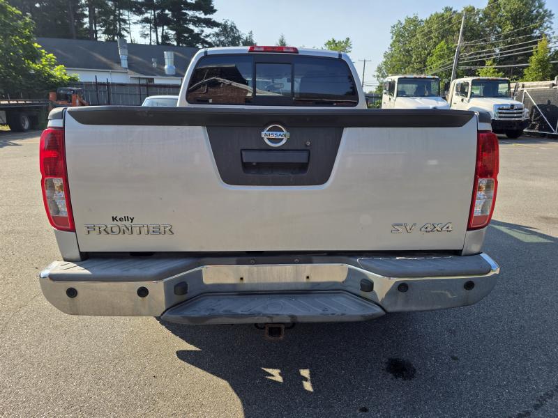 2014 Nissan Frontier SILVER Photo 5