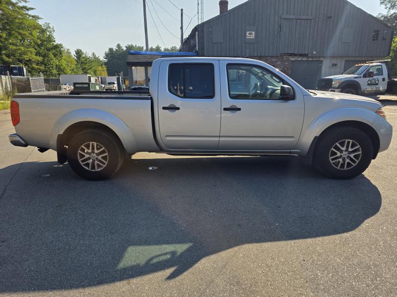 2014 Nissan Frontier SILVER Photo 7
