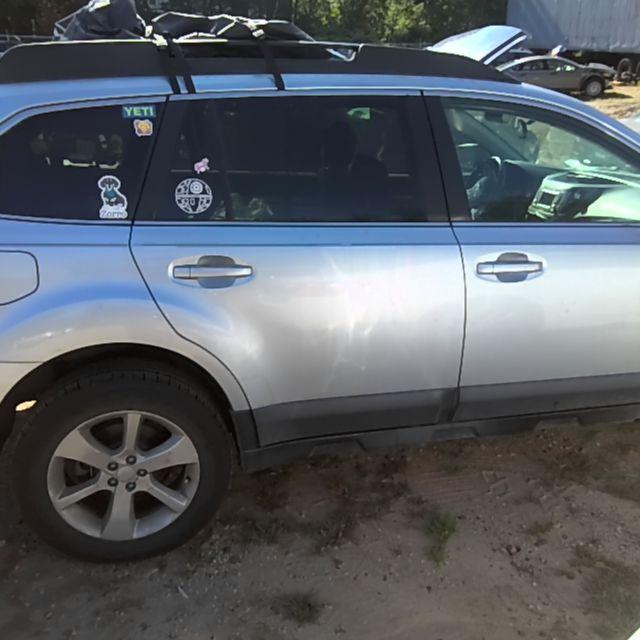 2014 Subaru Legacy LIGHT BLUE Photo 9