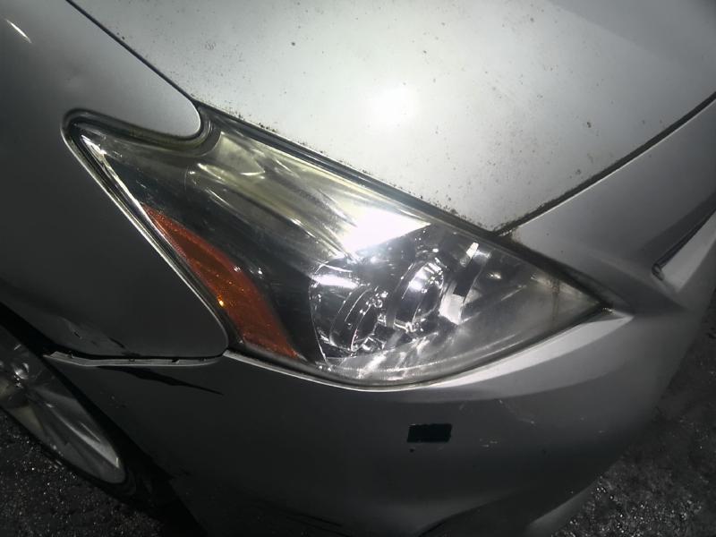 2014 Toyota Prius CLASSIC SILVER METALLIC Photo 6