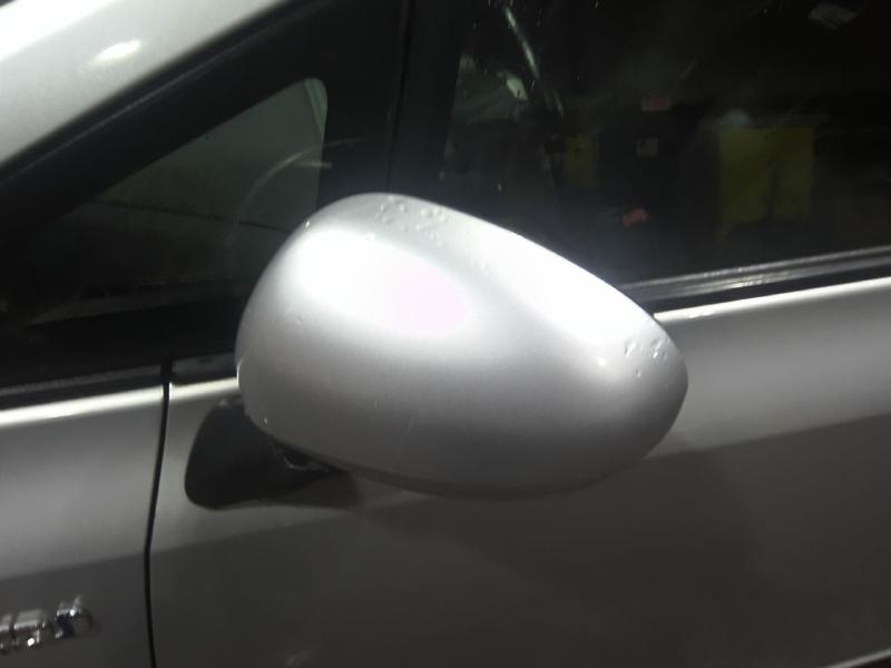 2014 Toyota Prius CLASSIC SILVER METALLIC Photo 11