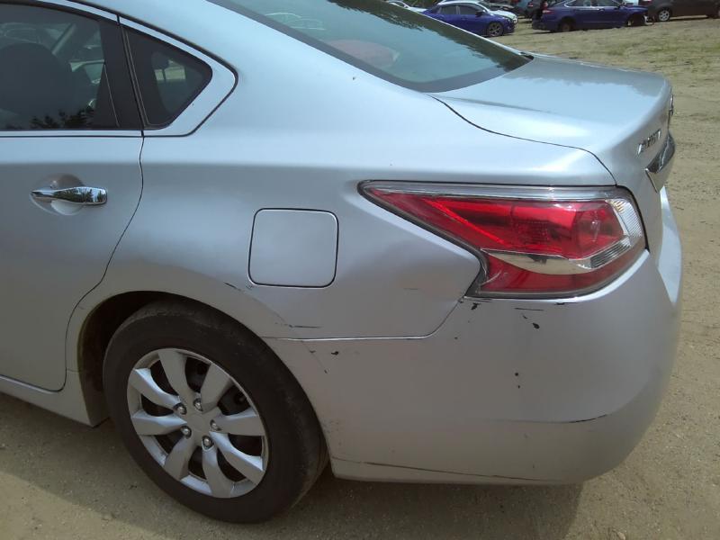 2015 Nissan Altima SILVER Photo 11