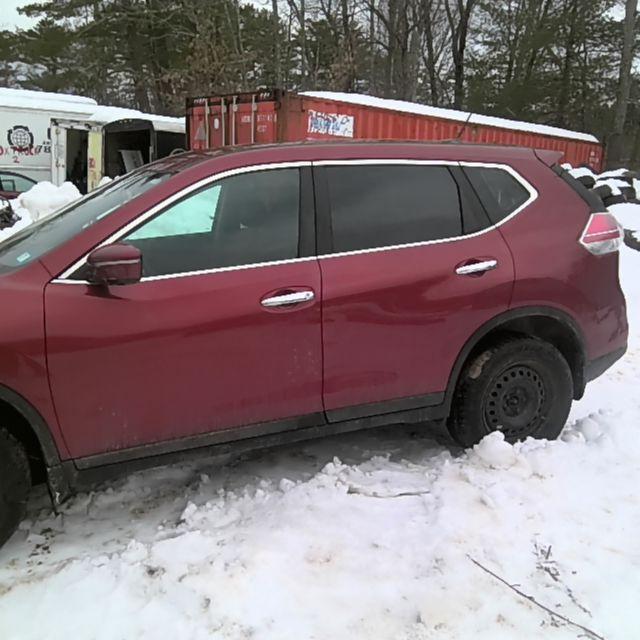 2015 Nissan Rogue Red Photo 3