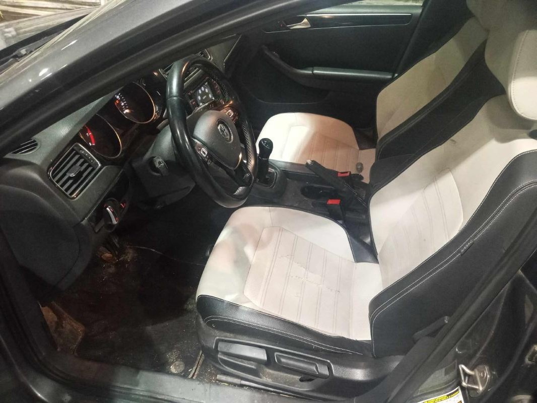 2015 Volkswagen Jetta Gray Photo 10