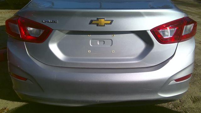 2016 Chevrolet Cruze SILVER Photo 14