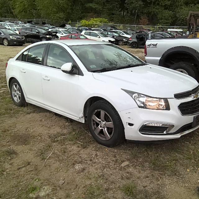 2016 Chevrolet Cruze WHITE Photo 2