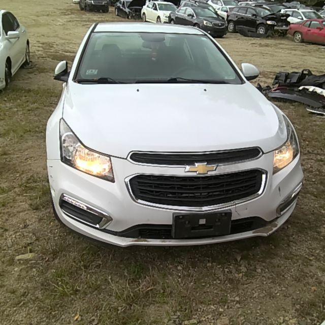 2016 Chevrolet Cruze WHITE Photo 4