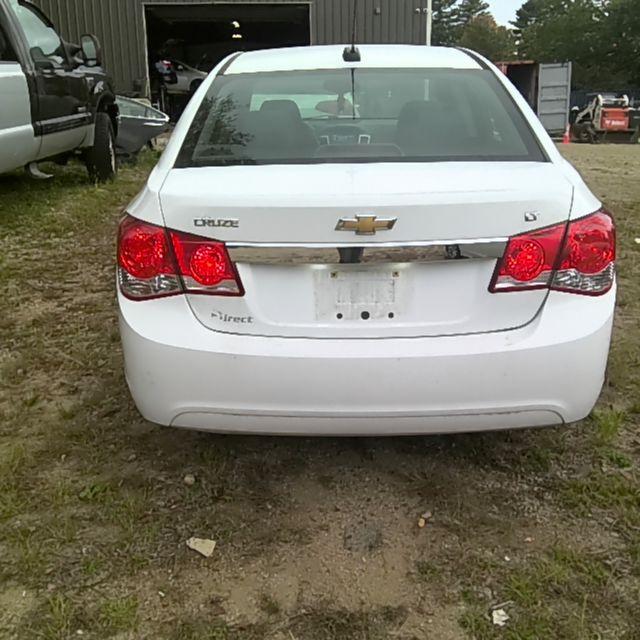 2016 Chevrolet Cruze WHITE Photo 12
