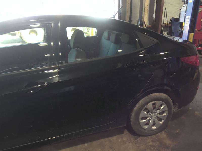 2016 Hyundai Accent BLACK Photo 13