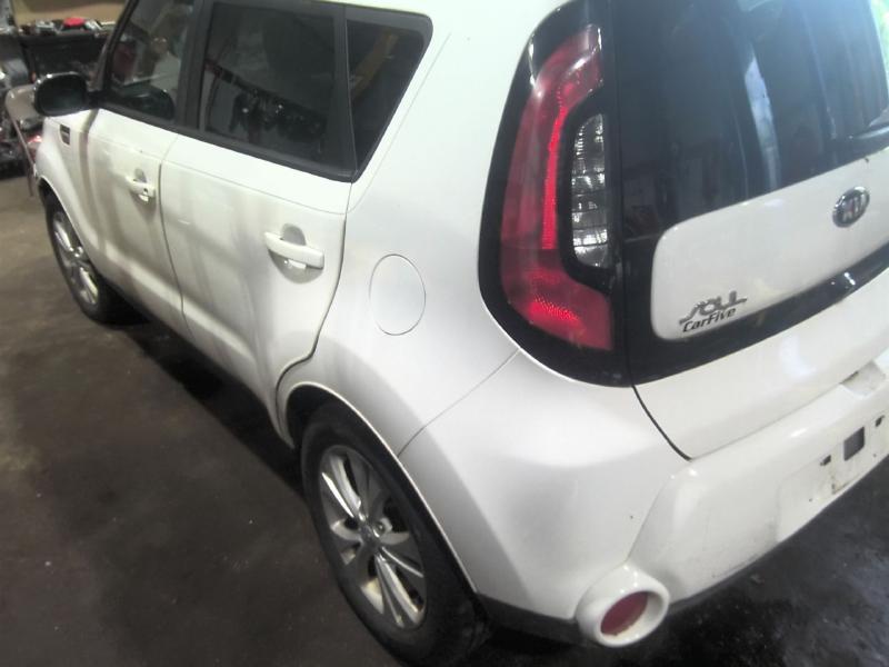 2016 Kia Soul WHITE Photo 10